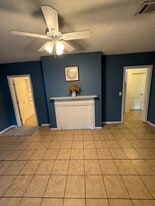 2490 Cate St in Brunswick, GA - Building Photo