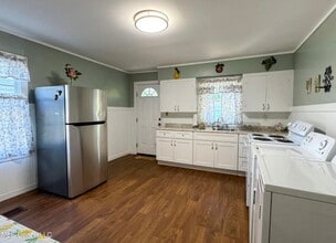 213 Lindale St in Senatobia, MS - Building Photo - Building Photo