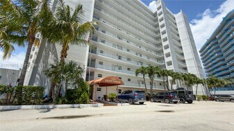 1391 S Ocean Blvd in Pompano Beach, FL - Building Photo