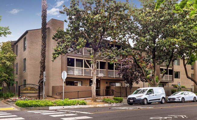 Capitol Manor Apartments in Sacramento, CA - Building Photo - Building Photo