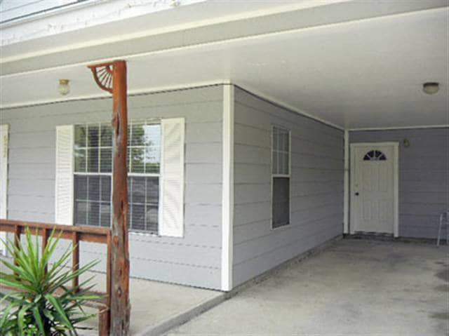 622 Lisa Dr in Del Rio, TX - Building Photo - Building Photo