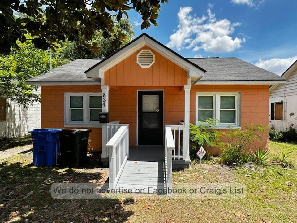 834 E Orange St in Fayetteville, NC - Building Photo