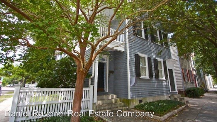 156 Coming St in Charleston, SC - Building Photo