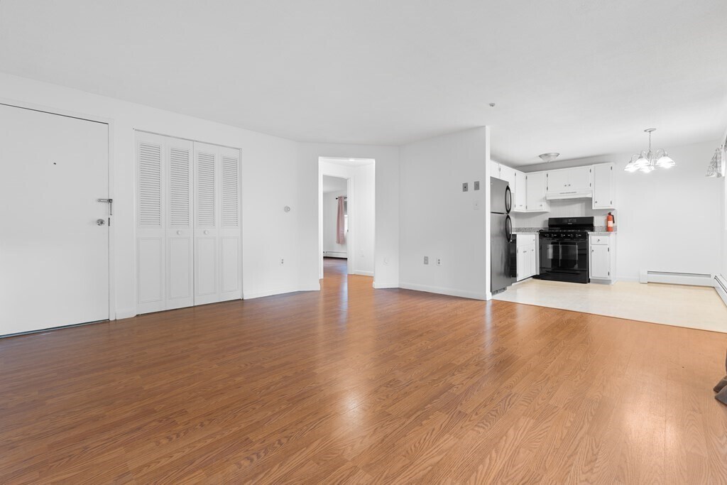 50 Farrwood Ave in North Andover, MA - Building Photo