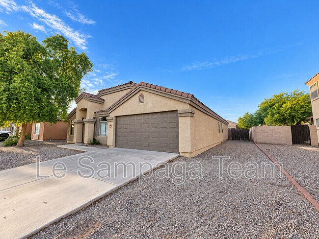 property at 10520 W Magnolia St
