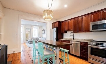 126 High St in Newburyport, MA - Building Photo - Building Photo