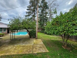 610 George Ln in Roseville, CA - Building Photo - Building Photo