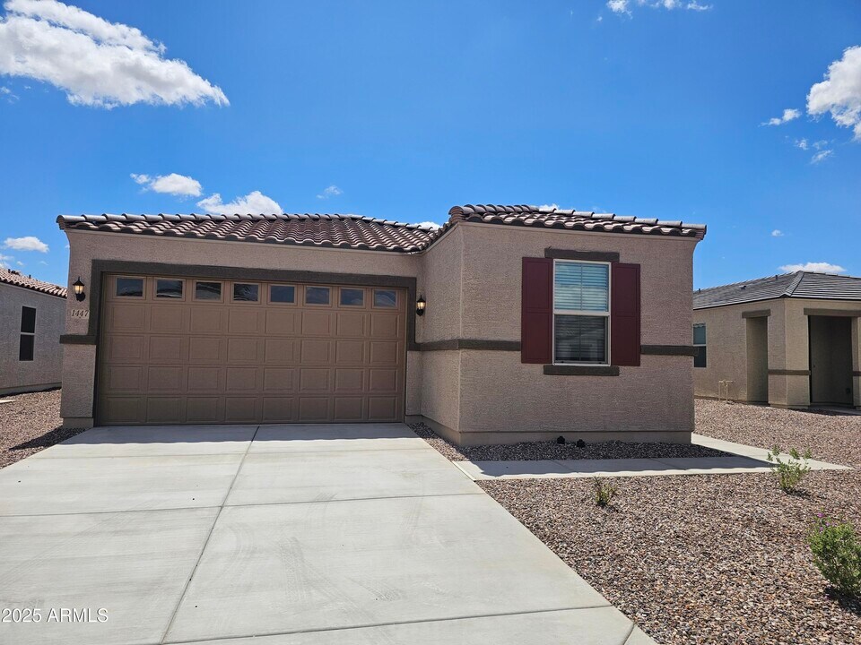 1447 W Pima Ave in Coolidge, AZ - Building Photo