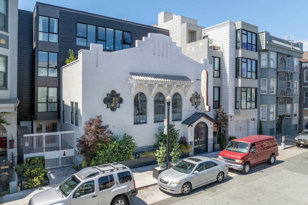 856-858 Capp St in San Francisco, CA - Building Photo