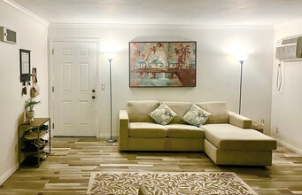 1280 W Main St, Unit 19 in El Cajon, CA - Foto de edificio - Building Photo