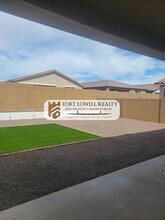 18374 W Weatherby Dr in Surprise, AZ - Foto de edificio - Building Photo
