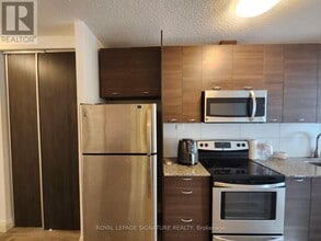 318 Spruce St in Waterloo, ON - Building Photo - Building Photo