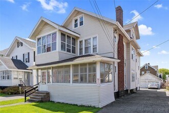 965 Wadsworth St in Syracuse, NY - Building Photo - Building Photo