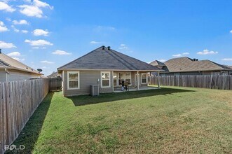 4008 False River Dr in Bossier City, LA - Building Photo - Building Photo