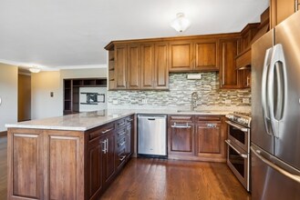 561 W Stratford Pl in Chicago, IL - Building Photo - Building Photo