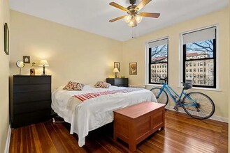 1400 Commonwealth Ave, Unit 6 in Boston, MA - Building Photo - Building Photo