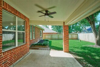 13313 Enchanted Way in Montgomery, TX - Building Photo - Building Photo