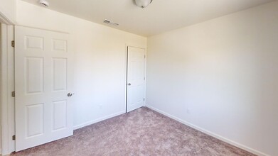 11942 Douglas St in Yucaipa, CA - Building Photo - Building Photo