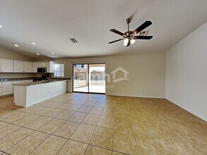 13365 W Desert Rock Dr in Surprise, AZ - Building Photo - Building Photo