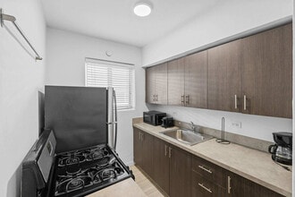 7340 Harding Ave in Miami Beach, FL - Building Photo - Building Photo