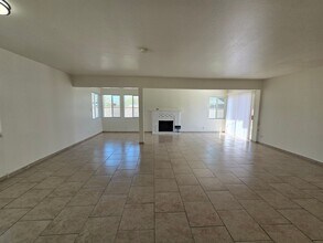 1415 Boyden Ave in Lancaster, CA - Building Photo - Building Photo