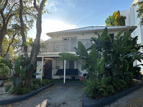 723 NE 62nd St in Miami, FL - Building Photo - Building Photo
