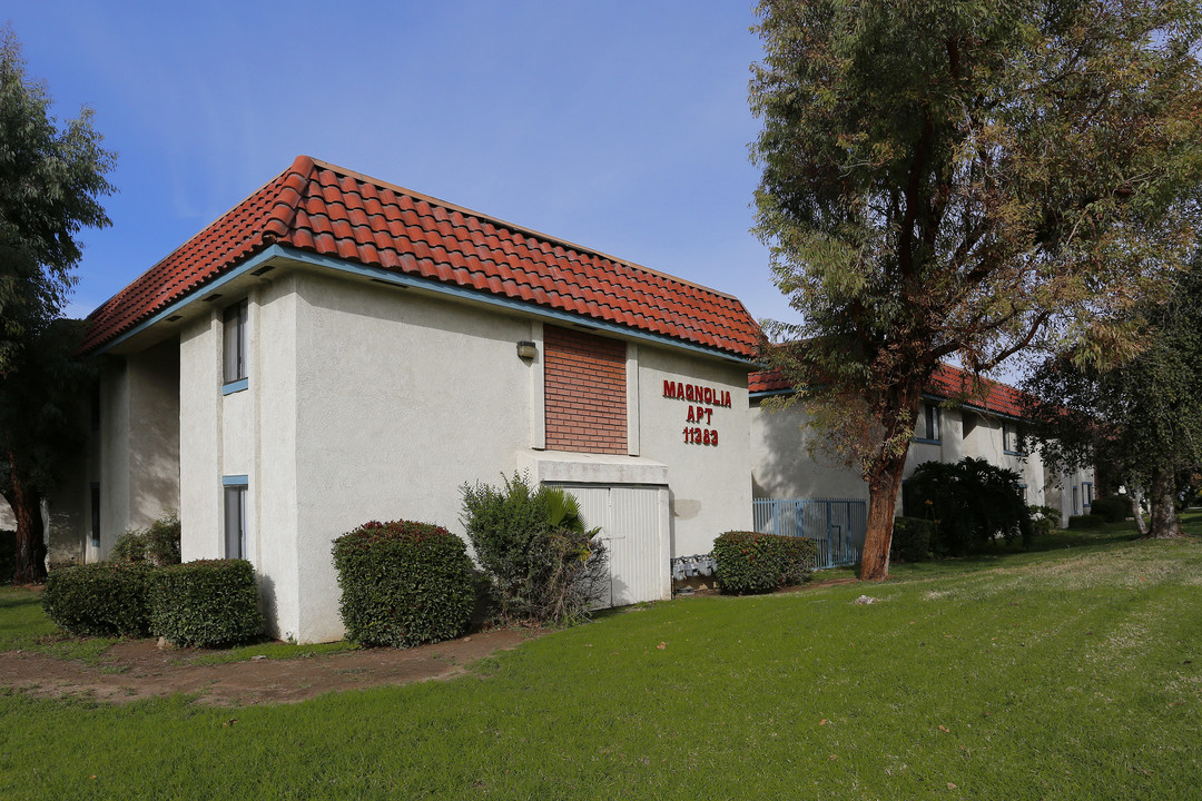 Magnolia Apartments in Riverside, CA - Building Photo