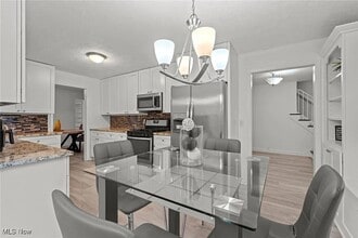 4508 Monticello Blvd in Cleveland, OH - Building Photo - Building Photo