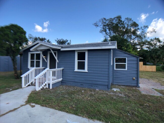 property at 902 Canal Dr