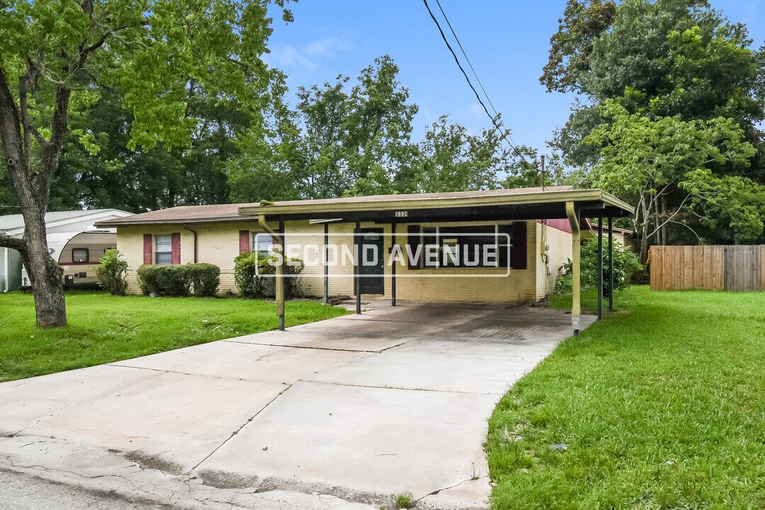 5331 Woodcrest Rd in Jacksonville, FL - Building Photo