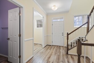 10242 Spring Iris Dr in Bristow, VA - Building Photo - Building Photo