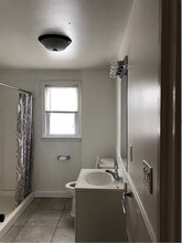 77 Renchy St in Fairfield, CT - Building Photo - Building Photo