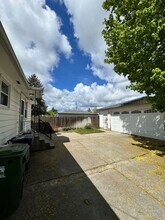 3727 E 24th Ave in Spokane, WA - Building Photo - Building Photo