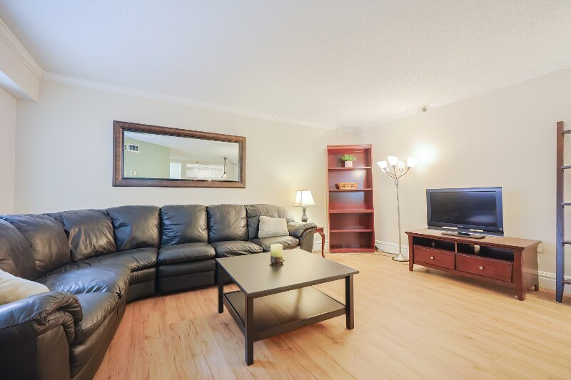 15 N Beacon St in Allston, MA - Building Photo