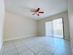 530 S Park Rd in Hollywood, FL - Building Photo - Building Photo