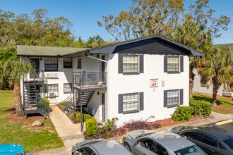 Vista Palms in Tampa, FL - Foto de edificio - Building Photo