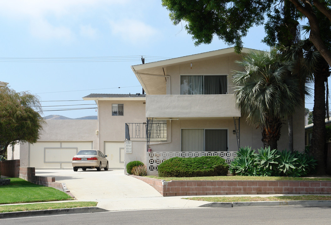 3707-3715 Birch St in Ventura, CA - Foto de edificio