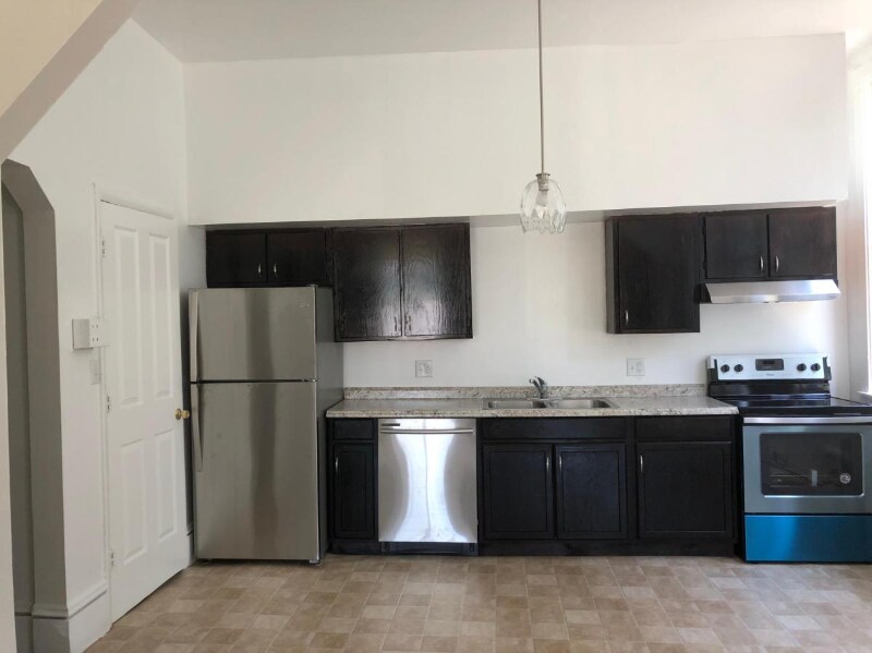 313 Rutger St in Utica, NY - Foto de edificio