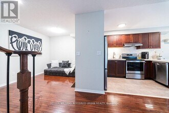 16 Sprucedale Way in Whitby, ON - Building Photo - Building Photo