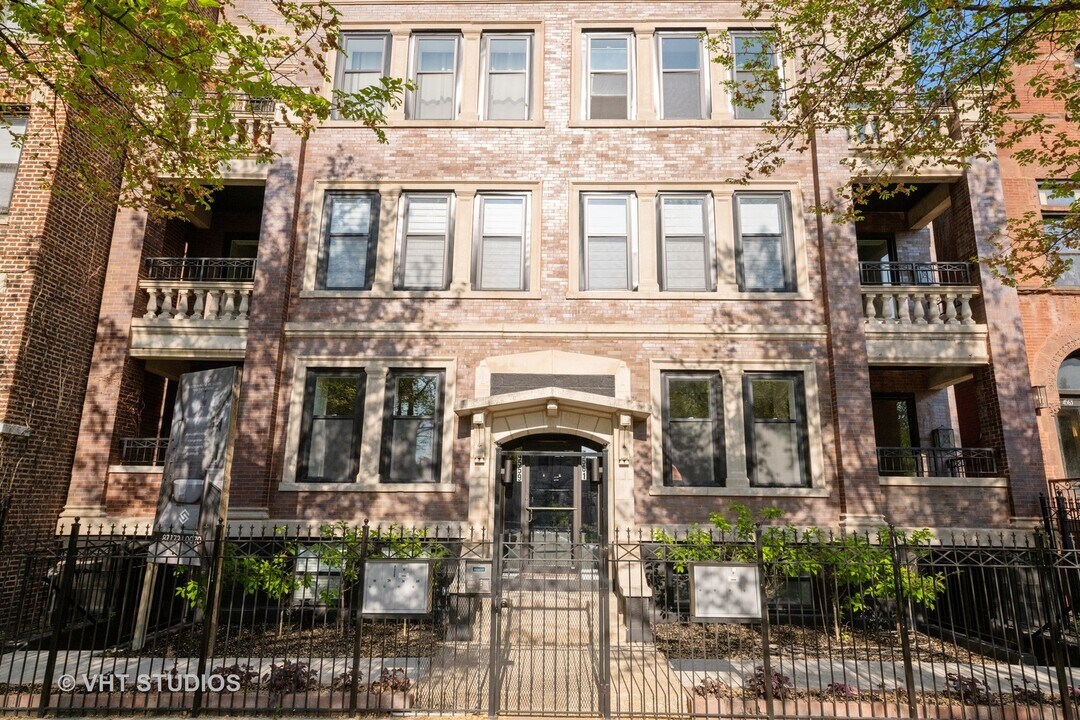 4559 S Michigan Ave in Chicago, IL - Foto de edificio