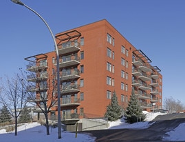 895 Muir in Montréal, QC - Building Photo