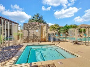 1330 S Aaron, Unit 3 in Mesa, AZ - Building Photo - Building Photo