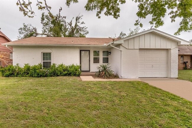 property at 13817 N Everest Ave