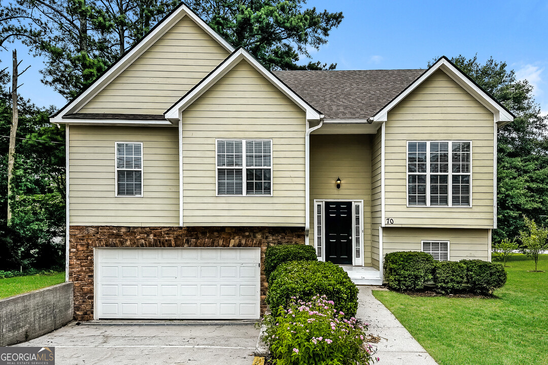 70 Roundtree Xing in Riverdale, GA - Building Photo