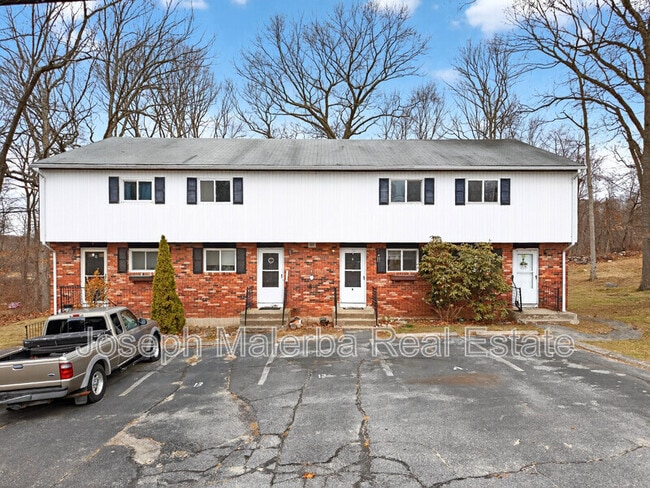 property at 87 Woodland Dr