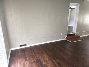 831 Siloam Rd in Mount Airy, NC - Building Photo - Building Photo