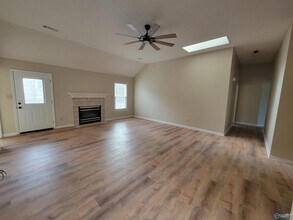 122 Pebblebrook Cir in Madison, AL - Foto de edificio - Building Photo