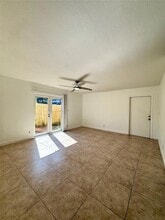 3061 NE 49th St, Unit 7 in Fort Lauderdale, FL - Building Photo - Building Photo