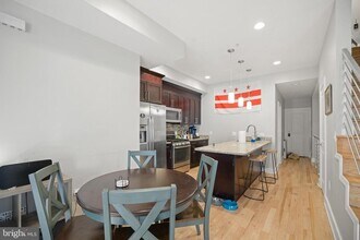 3205 7th St NE in Washington, DC - Foto de edificio - Building Photo