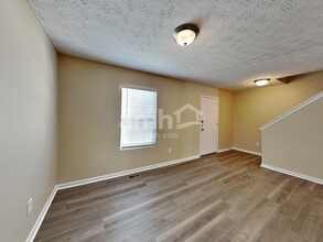 183 Shallotte Dr in Reynoldsburg, OH - Building Photo - Building Photo